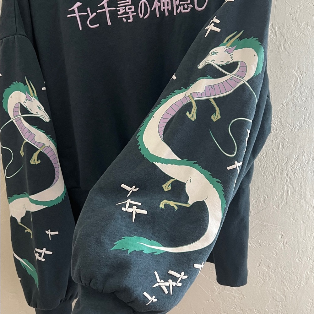Her Universe Blue Spirited Away Sweatshirt Girls XL ( fits women's small) - Picture 4 of 11